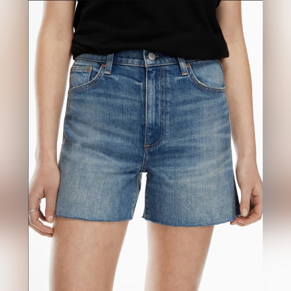 Aritzia  Denim Forum  The ' 50S Arlo Mid Thigh Short Size  31